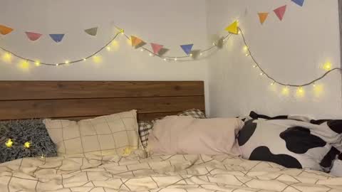 mei online show from January 7, 2025, 11:56 pm