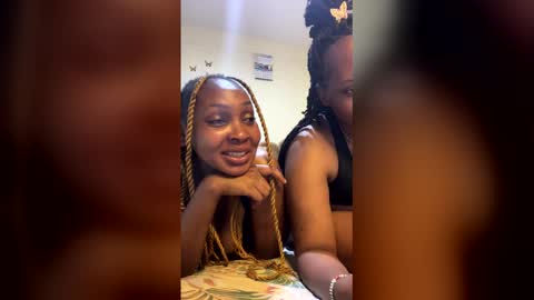 baby_nova online show from March 31, 2026, 8:53 pm