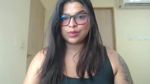 baby_peach2 online show from March 6, 2026, 3:25 am