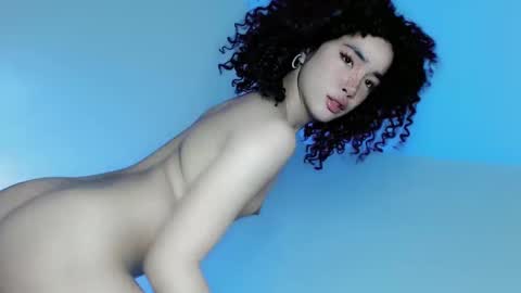 baby_sabrina19 online show from January 13, 2025, 8:37 pm