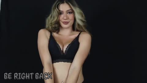  Baby Sammyy  online show from October 14, 2025, 4:41 pm