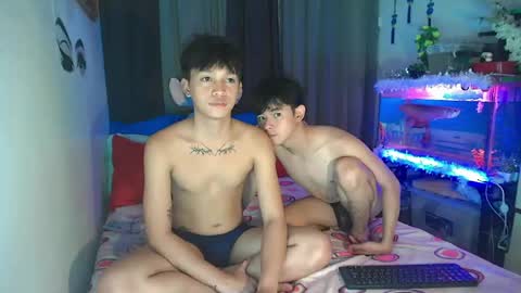 Snapshot of baby_simph chatting on May 4, 2026, 8:43 am Josh online show from May 4, 2026, 8:43 am