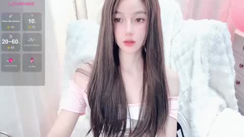  SuSu online show from February 3, 2025, 7:40 am