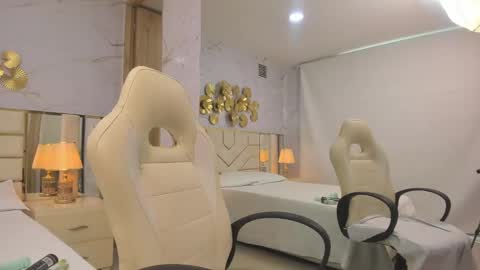 ANGEL online show from October 10, 2025, 5:56 pm