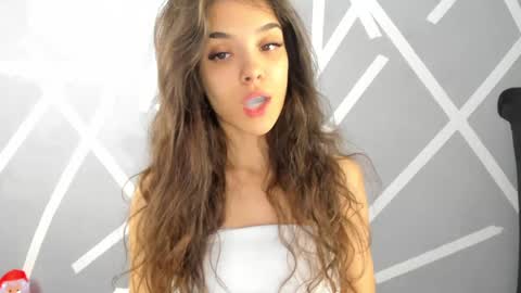 Aylin  online show from December 12, 2024, 5:42 am