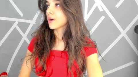 Aylin  online show from December 21, 2024, 5:47 am