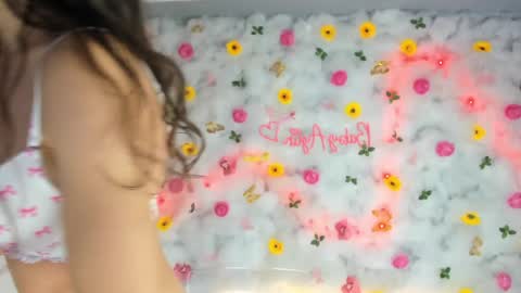 Aylin  online show from January 31, 2025, 10:31 am