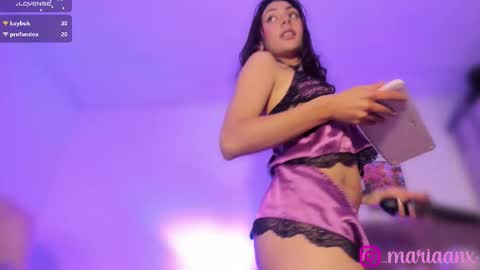 Mariana  online show from October 16, 2025, 12:22 am