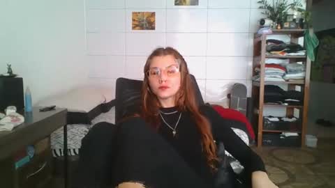 babydemon6 online show from October 12, 2025, 2:05 pm