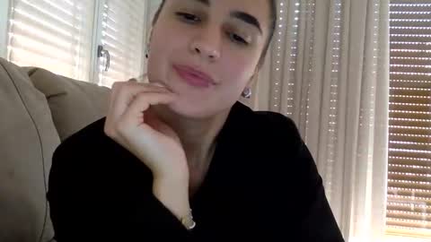 BabyElodie12 online show from September 30, 2025, 11:26 am