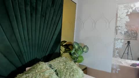 Emily online show from May 27, 2026, 10:12 am