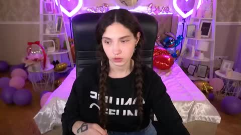 Sasha online show from February 10, 2025, 4:52 am