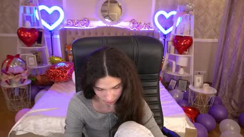 Sasha online show from February 20, 2025, 5:01 am