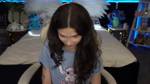 Sasha online show from October 13, 2025, 7:03 pm