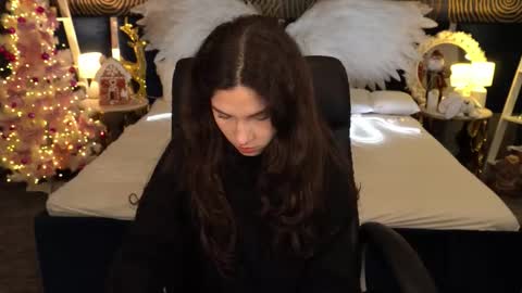 Sasha online show from December 21, 2025, 7:54 pm