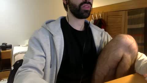 Snapshot of babyhardy chatting on December 30, 2024, 11:49 pm Tom A. online show from December 30, 2024, 11:49 pm