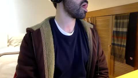 Snapshot of babyhardy chatting on February 4, 2025, 9:52 pm Tom A. online show from February 4, 2025, 9:52 pm