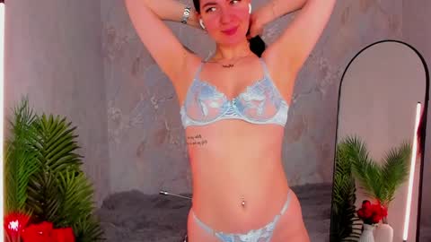 Sophia online show from April 7, 2026, 3:18 am