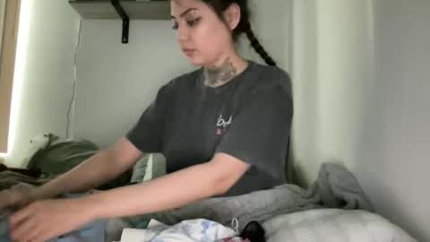 babymarie333 online show from May 18, 2026, 10:48 pm
