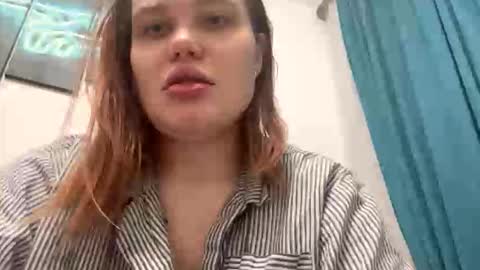 babymeow17 online show from September 27, 2025, 6:02 pm