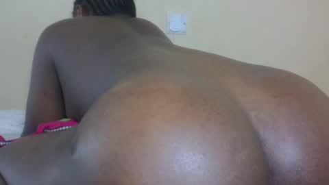 Snapshot of babymolly2 chatting on July 21, 2026, 10:01 pm Rossy Kwekwe online show from July 21, 2026, 10:01 pm