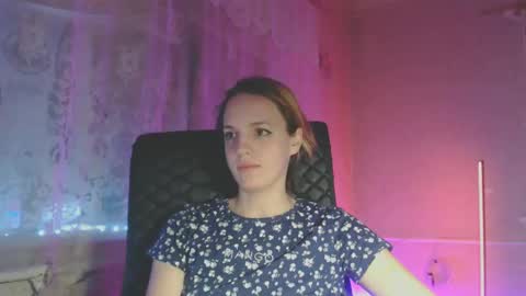 Sonya online show from March 8, 2025, 7:42 pm