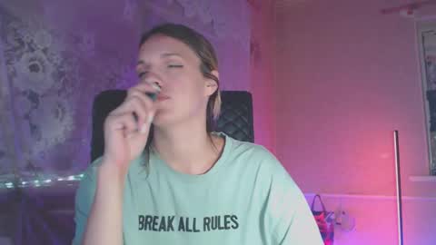 Sonya online show from September 12, 2025, 1:06 am