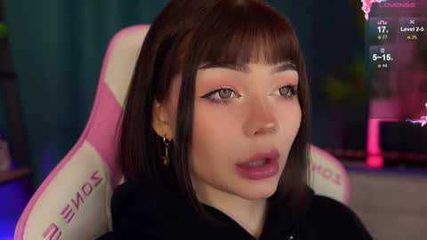 Nika online show from October 23, 2025, 6:02 am