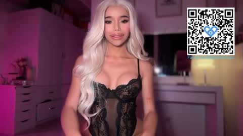 babysabrinaxx online show from July 6, 2026, 8:22 pm