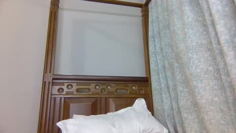 babytylerr online show from November 1, 2025, 3:03 pm