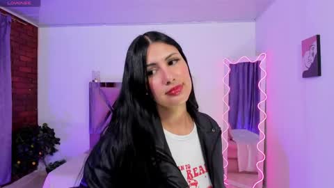  VENU  online show from April 21, 2026, 3:13 am