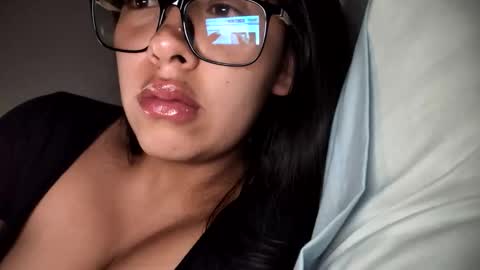 Snapshot of babyymango_ chatting on April 3, 2026, 9:18 am Gisselle online show from April 3, 2026, 9:18 am