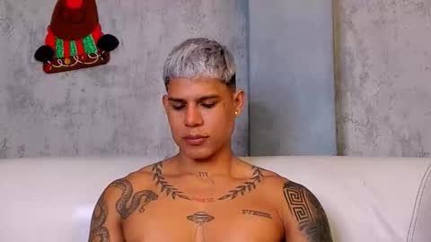 bad_boytoh online show from December 22, 2025, 1:19 pm