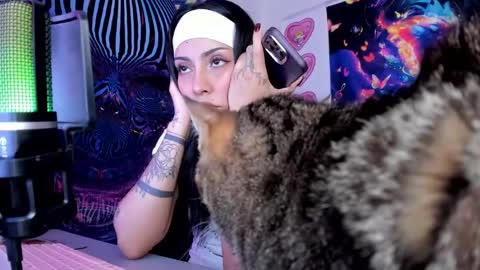 Bratty Lanita - independent online show from January 20, 2025, 11:10 pm