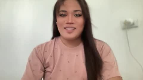 AMARA - FOLLOW ME AND THUMBS UP online show from April 24, 2026, 1:41 am