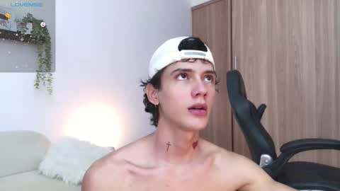 jhojan online show from September 29, 2025, 8:35 pm