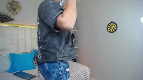 JUAN online show from April 21, 2026, 12:11 pm