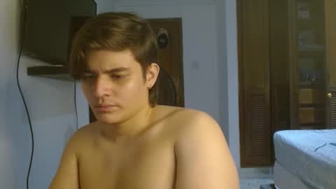 badbunny_69_ online show from February 8, 2026, 6:17 am