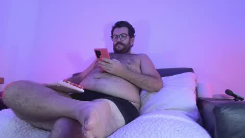 Baddaddybrazil online show from May 6, 2026, 12:21 pm