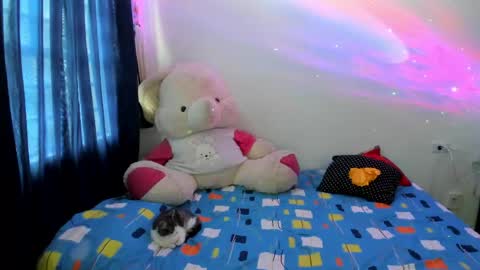 Snapshot of baddest_cat chatting on April 28, 2026, 8:25 pm baddestcat online show from April 28, 2026, 8:25 pm