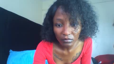 baddie_bunnie online show from November 23, 2025, 7:19 am