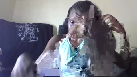 baddie_floxxy online show from April 18, 2026, 7:40 pm