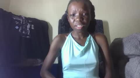 baddie_floxxy online show from April 21, 2026, 2:48 am