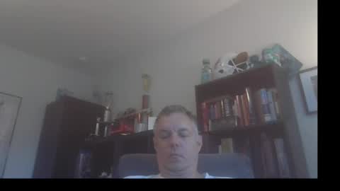 Snapshot of badger32934 chatting on December 31, 2024, 2:25 pm Badger online show from December 31, 2024, 2:25 pm