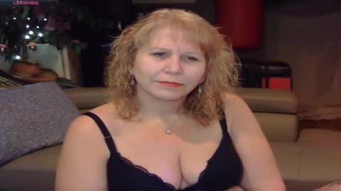 Badgirlpr online show from March 1, 2025, 5:31 am