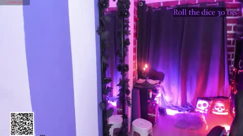        Please help me to reach 100 thumbs up online show from December 1, 2025, 7:30 pm