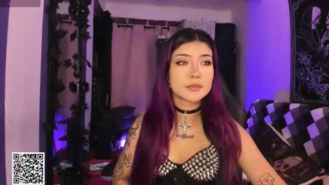 Snapshot of badkatyuska chatting on March 23, 2026, 9:41 pm Please help me to reach 100 thumbs up online show from March 23, 2026, 9:41 pm