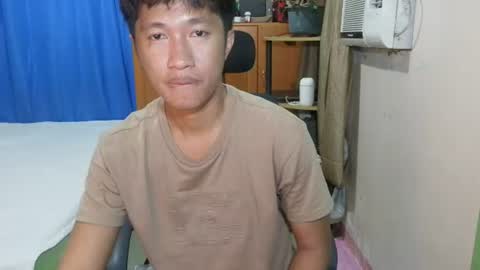 Snapshot of baggage00 chatting on July 8, 2026, 11:31 pm baggage00 online show from July 8, 2026, 11:31 pm