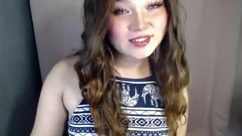 april online show from November 26, 2025, 8:04 am