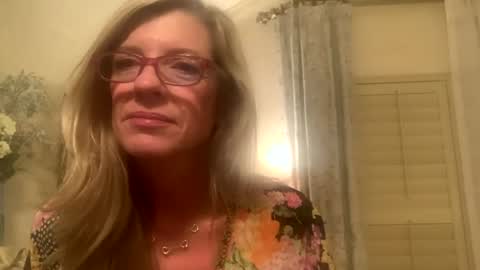 Happy Girl online show from July 23, 2026, 2:42 am